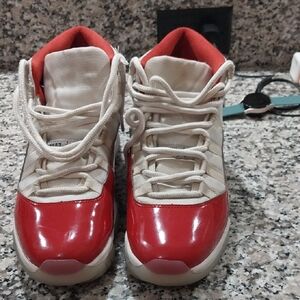 COPY - Jordan High Top Red And White Tennis Size 10/2 In Good Shape No Box